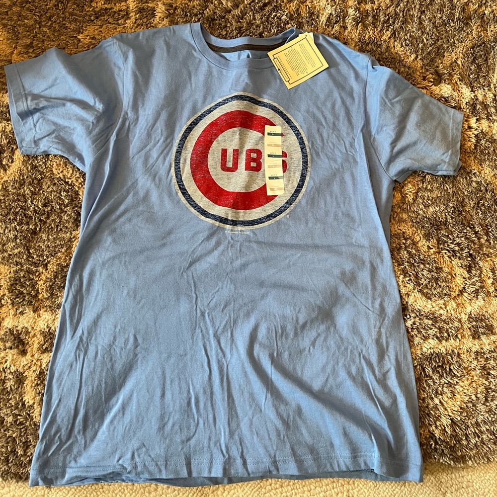 Chicago Cubs t shirt. NWT